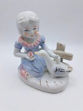 Keramikfigur mädchen und - keramikfigur,