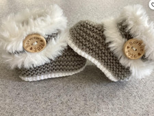 Handgefertigte gestrickte