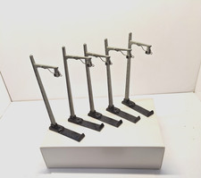 Oberleitungsmasten aus Metall