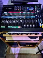 Allen & Heath QU-24 Chrome