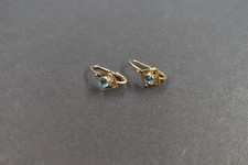 Paar Ohrringe Gold 585 mit blauen Mittelsteine älter aus Nachlass.