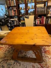 Tisch Fichte massiv ca 110x110 cm und 2 Stühle 