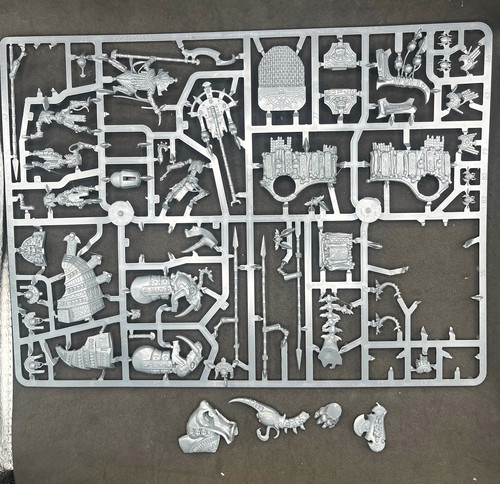 Tomb kings khemriwarsphynx - tomb,