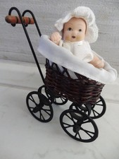 pure Nostalgie - süßer Korbpuppenwagen Metall Räder Puppenstube Puppenhaus