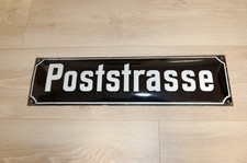 Emailschild Poststrasse gewölbt schwarz