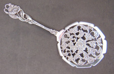 Gebäck, Pasteten Heber in 833er Silber aus Holland