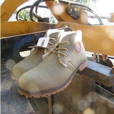 Nebulus Lammfell-Stiefel