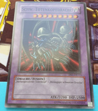 Yu-Gi-Oh! DB1-DE153 Schw. Totenkopfdrache Super Rare in Sleeve & Toploader NM