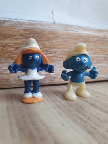 Hüpfschlumpfinchen - , in