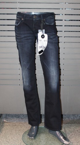 Take two women - jeans, kita