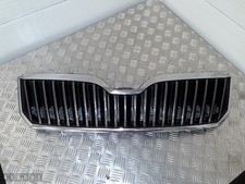 2014 SKODA SUPERB KUHLERGRILL