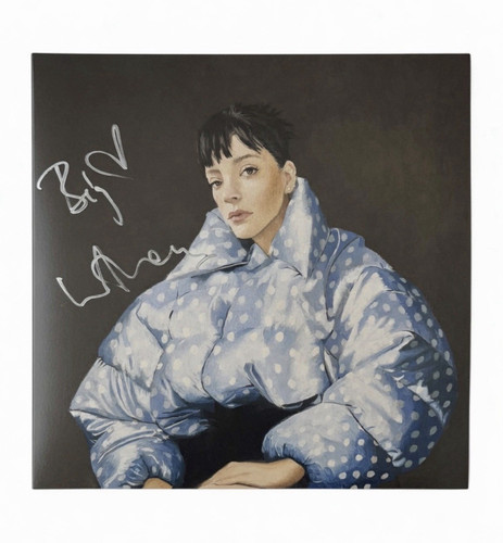 Lily allen west end - west, hand