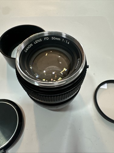 Canon 50mm chrome nose - f/1.4,