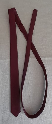 Rote leder krawatte - ,, länge