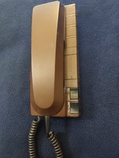 LT Terraneo 600 Sprechgerät braun mit Zusatztaste für Licht oder Aufzug