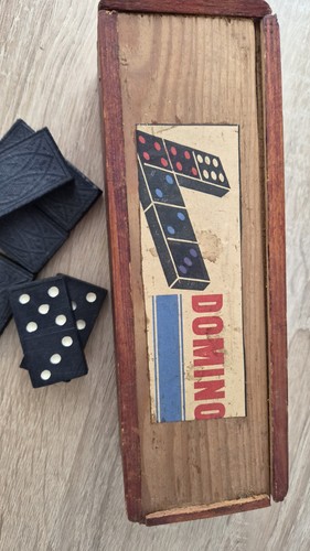 Domino spiel sehr - sehr, 28