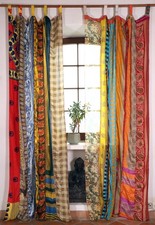 Seidiger Vorhang / Gardine ( 1