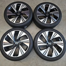 Original Audi E-Tron Q8 4KE 22