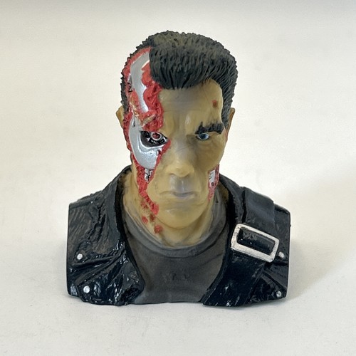 Terminator battle damaged - terminator, 2