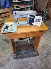 Nähmaschine mit Tisch Pfaff