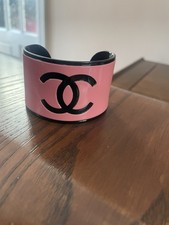 Chanel Armreif Rosa
