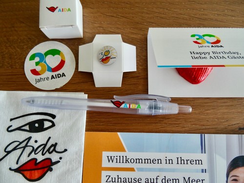 Fanpaket mit pin jahre - mit, pin: