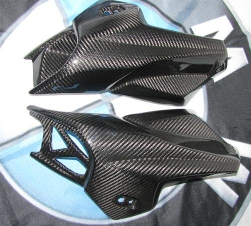 Carbon ram air obere - air, tank