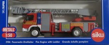 SIKU Feuerwehr-Drehleiter Art . -Nr. 2106 NEU in OVP - 1:50