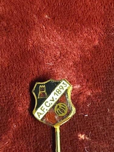 Alte anstecknadel fussball - anstecknadel,