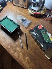 Super Hochwertiges Tischbillard Set Kugel & Schläger Sind Aus Metall Gute Quali