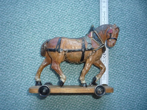 Alte tiere figuren aus masse - &,