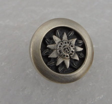 Neugablonz: Trachtenschmuck