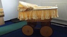 ✸Bollerwagen, Stubenwagen mit Dach, Pastellgelb
