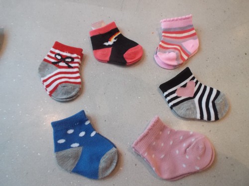 One paar knöchelpuppen - one,