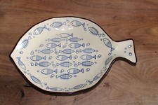 Grosser Teller in Fischform