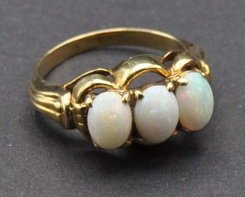 Voll milch opal - milch, ring