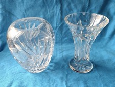 2 Bleikristallvasen ca. 14 cm hoch