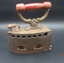 altes Bügeleisen Gusseisen