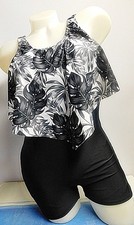 Badeanzug Gr. 164 vorne