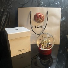 Chanel Schneekugel Beaute Snow