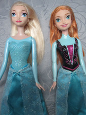 Barbiepuppen: Anna und Elsa