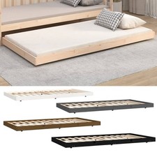 Massivholzbett mit Rollen