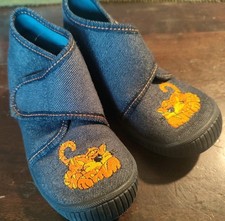 Hausschuhe Schläppchen