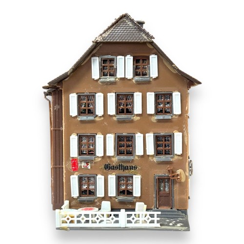 Spur haus wohnhaus - ·,