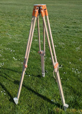 Dreibein-Holzstativ -Loft Deco