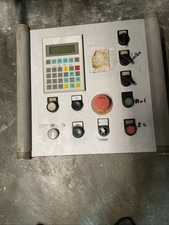 Industrielles Bedienpult / Steuerpult mit Not-Aus