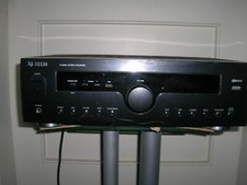 kräftiger  Receicer X4 Tech ,2x250 Watt,8 bis 16 Ohm,5,6 Kg,ohne FB.Guter Klang.