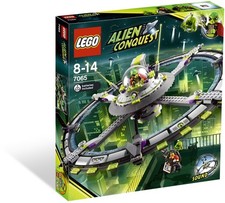 LEGO Alien Conquest Space