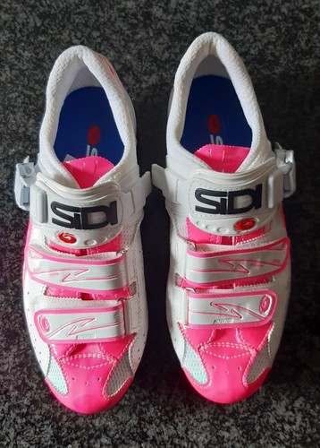 Women road cycling shoes - women's,