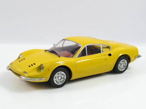 Modellbausatz revell - 1:24,